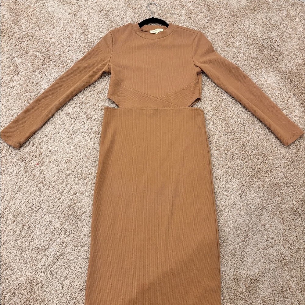Elegant Tan Long Sleeve Dress